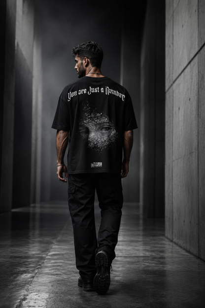YOU ARE JUST A NUMBER - Oversized T-Shirt Herren – 240 GSM Heavyweight | IronCulture®